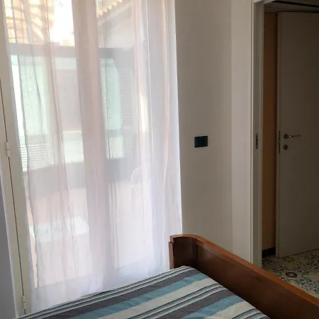 Alojamento de Acomodação e Pequeno-almoço Zia Febronia 3*