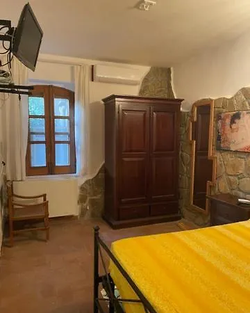 Couette-café Zia Febronia 3*